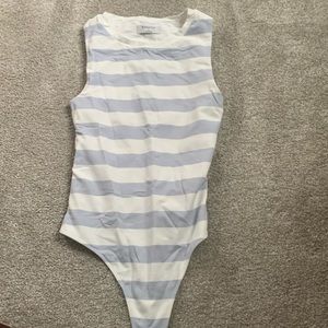 Aritzia Babaton muscle contour bodysuit